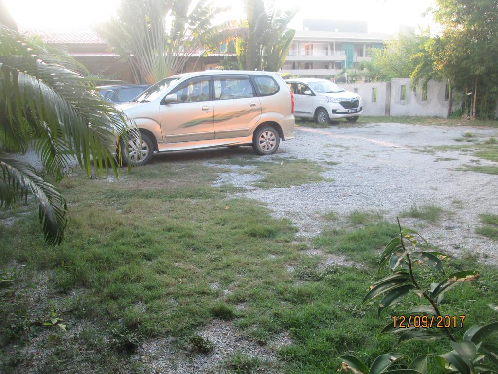 Pantai Tengah Beach Inn Pantai Cenang  Buitenkant foto